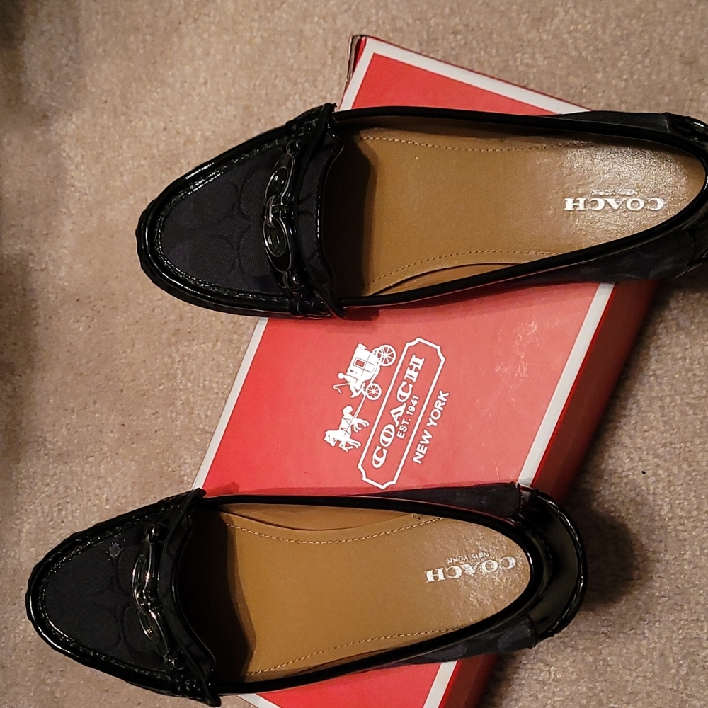 Coach women's 8.5 black loafers